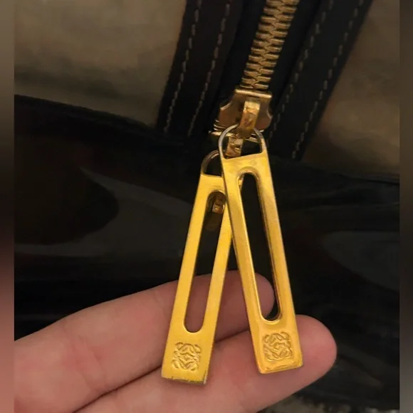 LOEWE LIMITED EDITION Amazona Vinyl Handbag Bag w/ Lock & Key + COA ✨RARE✨